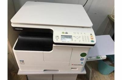 東芝2303A打印復(fù)印一體機(jī)